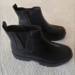 Zodiac Black Chunky Sole Block Heel Faux Leather Ankle Boots (New)